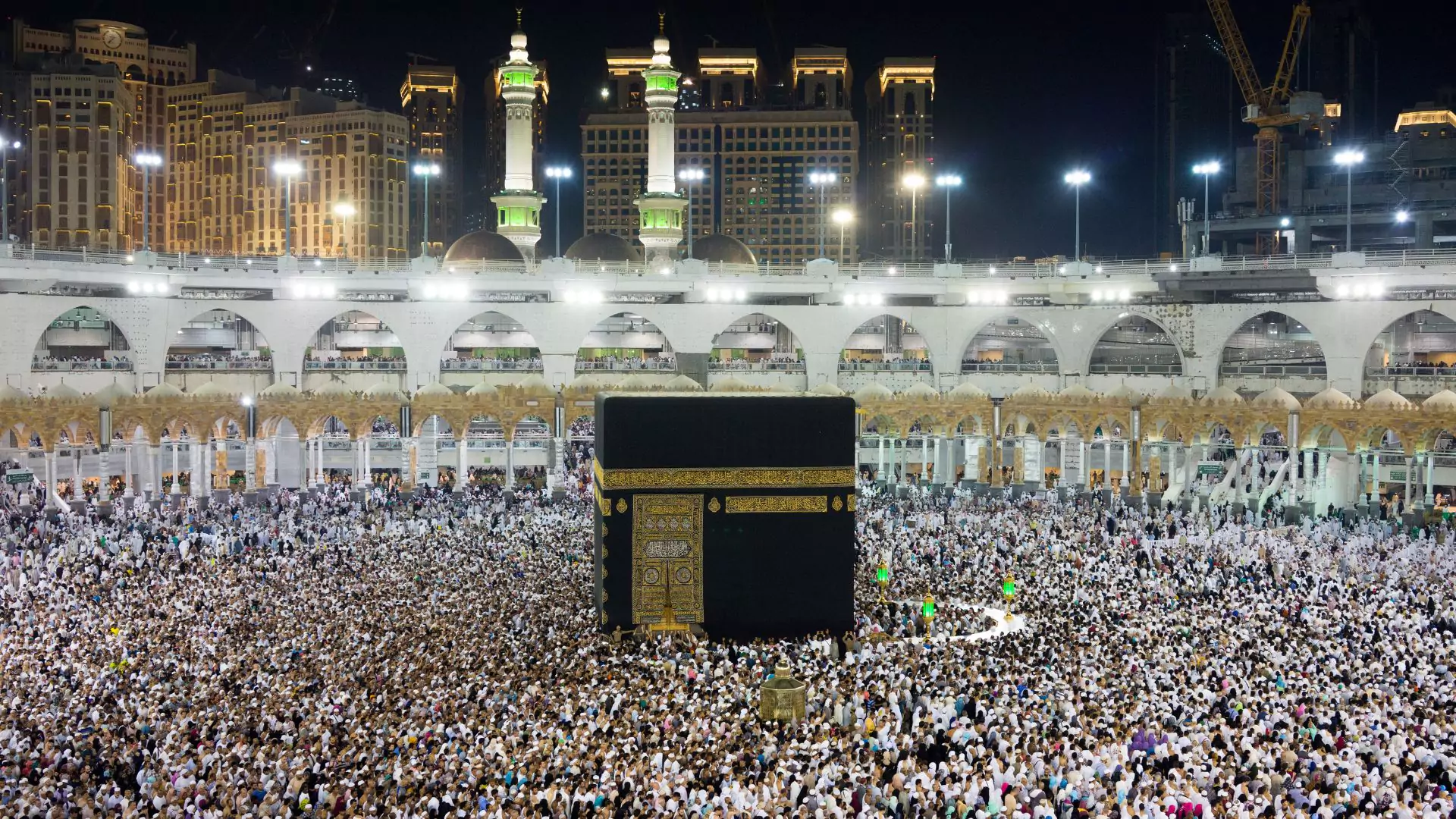 Do I Need an “Umrah Visa”?